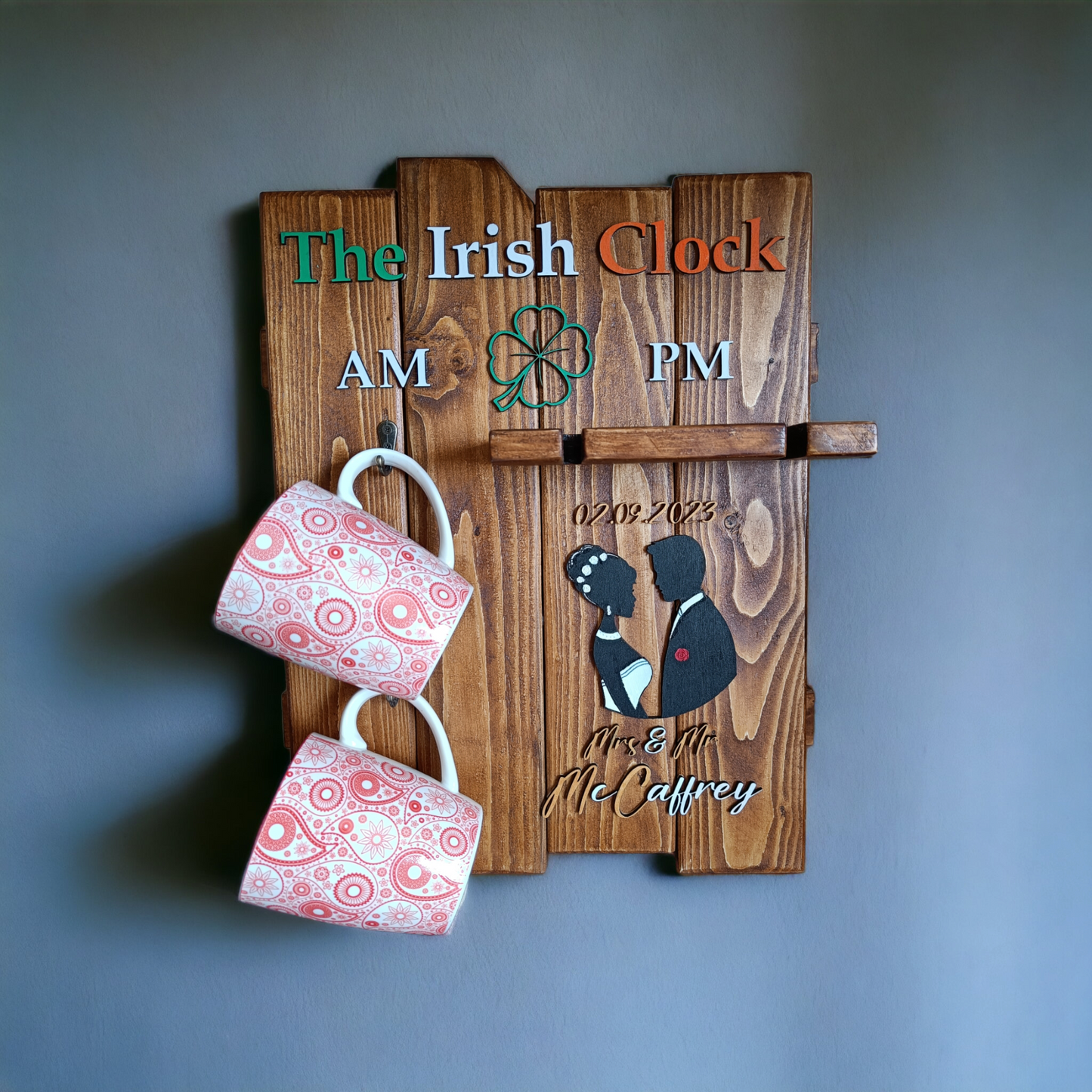 The Irish Clock - wine glass holder